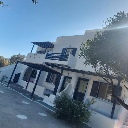 Ferienwohnung Ο Μπαξεσ Livadi  Exterior foto