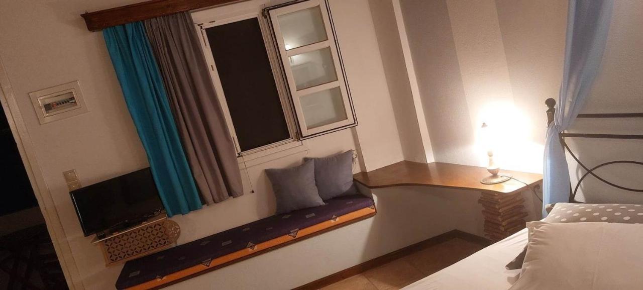 Ferienwohnung Ο Μπαξεσ Livadi  Exterior foto